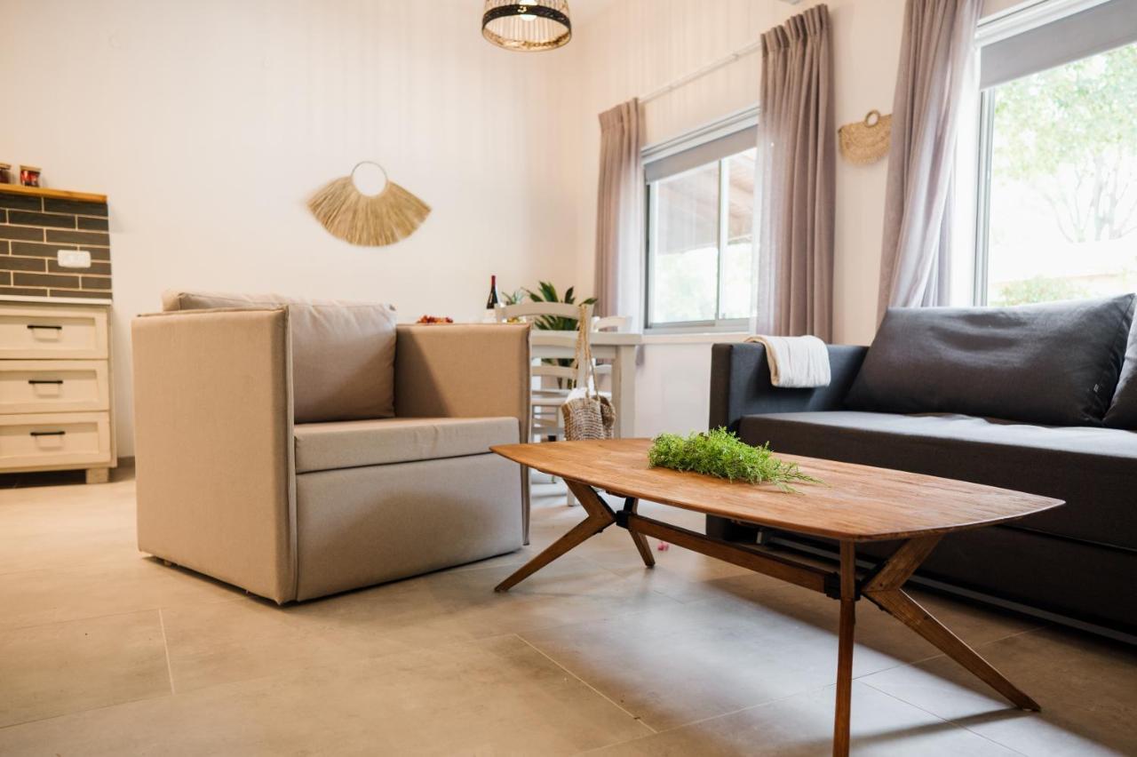 כפר הנופש קיבוץ גדות Kibbutz Gadot Galilean Resort Esterno foto