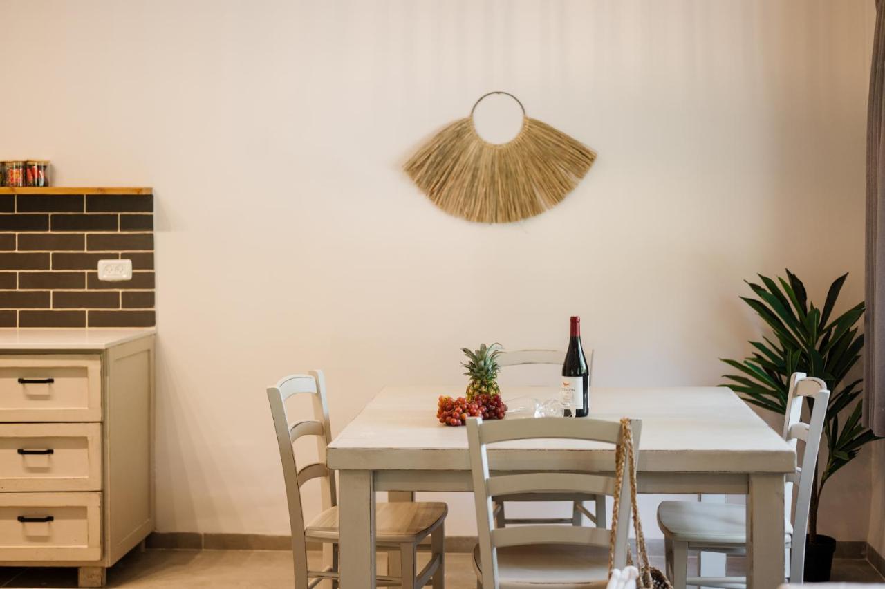 כפר הנופש קיבוץ גדות Kibbutz Gadot Galilean Resort Esterno foto