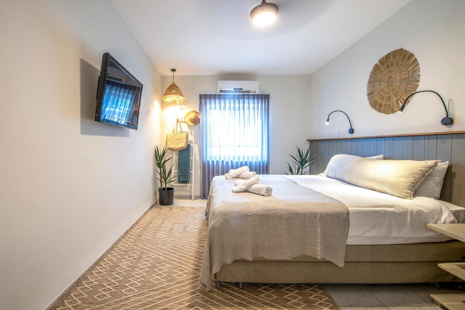 כפר הנופש קיבוץ גדות Kibbutz Gadot Galilean Resort Esterno foto